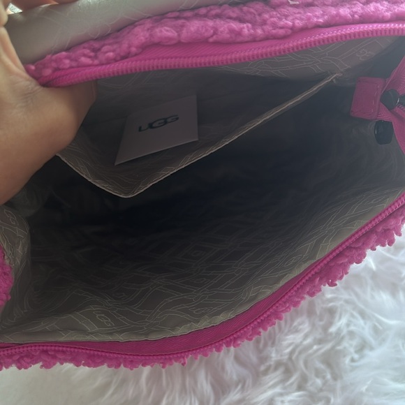 UGG pink fuzzy backpack - Picture 8 of 11